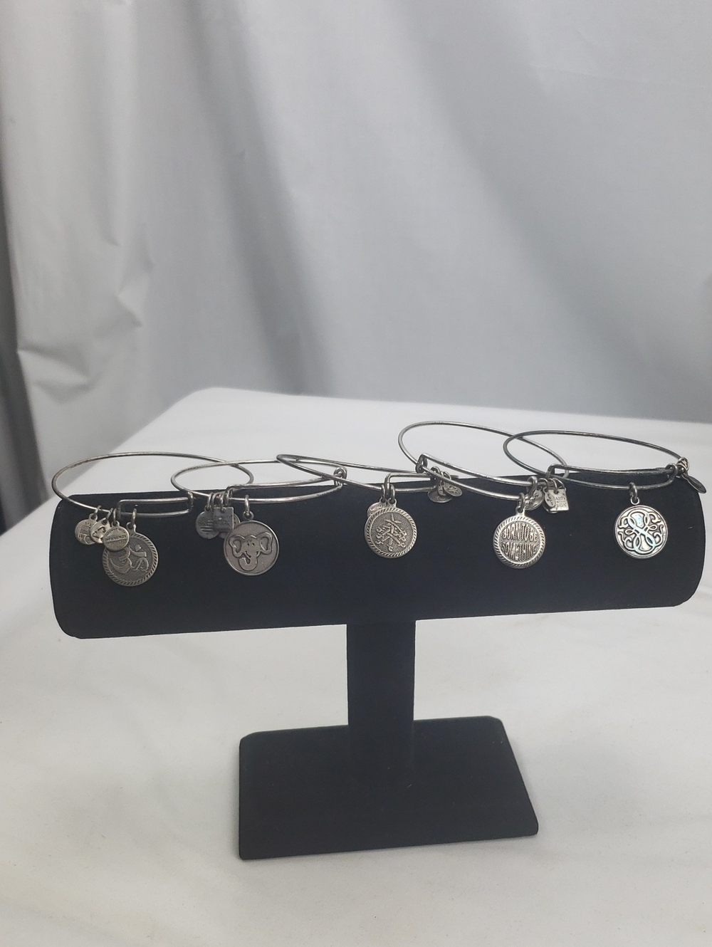 Alex & Ani Bracelets Lot Of 5